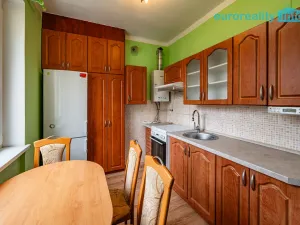 Prodej bytu 2+1, Mariánské Lázně, Skalníkova, 53 m2