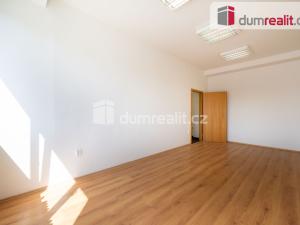 Pronájem kanceláře, České Budějovice - České Budějovice 6, Novohradská, 25 m2