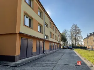 Pronájem bytu 3+1, Jindřichův Hradec - Jindřichův Hradec III, Sídliště, 68 m2