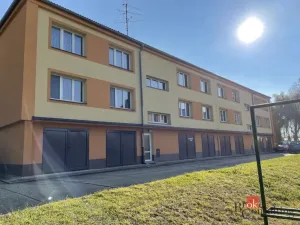 Pronájem bytu 3+1, Jindřichův Hradec - Jindřichův Hradec III, Sídliště, 68 m2