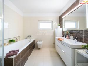 Prodej rodinného domu, Srubec, Slunečná, 230 m2