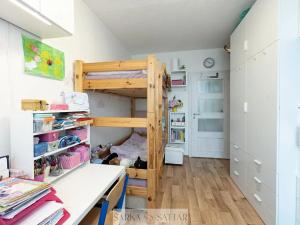 Prodej bytu 2+kk, Praha - Petrovice, Jakobiho, 43 m2