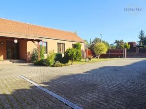 Prodej rodinného domu, Zlosyň, 118 m2