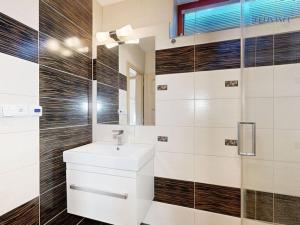 Prodej rodinného domu, Zlosyň, 118 m2