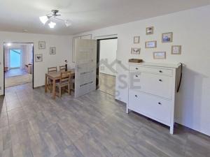 Prodej bytu 3+kk, Slaný, Kynského, 64 m2