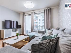 Prodej bytu 3+kk, Praha - Vysočany, Strnadových, 74 m2