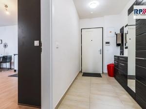 Prodej bytu 3+kk, Praha - Vysočany, Strnadových, 74 m2