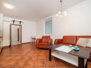 Pronájem bytu 2+kk, Praha - Modřany, Komořanská, 47 m2