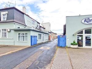 Pronájem kanceláře, Český Brod, Zborovská, 101 m2