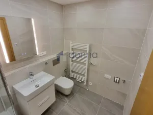 Pronájem bytu 2+kk, Praha, Mužíkova, 54 m2