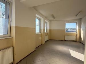 Pronájem výrobních prostor, Dolní Rychnov, Bergmannova, 5000 m2