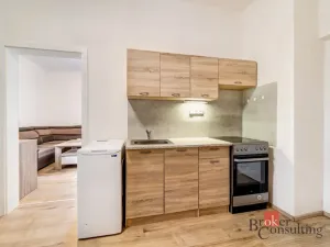 Pronájem bytu 2+kk, Praha - Krč, Budějovická, 38 m2