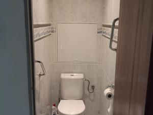 Pronájem bytu 3+1, Praha - Troja, Krosenská, 64 m2