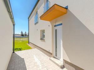 Prodej rodinného domu, Milovice, Modřínová, 122 m2