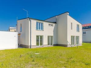 Prodej rodinného domu, Milovice, Modřínová, 137 m2