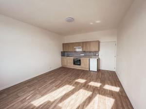 Pronájem bytu 2+kk, Praha - Břevnov, U první baterie, 44 m2