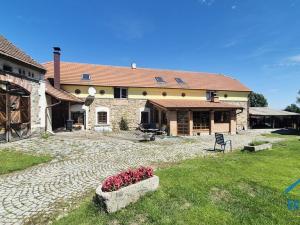 Prodej zemědělské usedlosti, Hlubyně, 300 m2