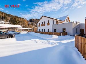 Prodej bytu 2+kk, Svoboda nad Úpou, Nádražní, 56 m2