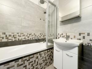 Pronájem bytu 4+kk, Kladno - Kročehlavy, Děčínská, 68 m2