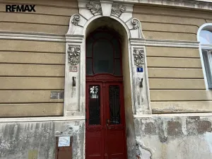 Prodej bytu 3+1, Karlovy Vary, Raisova, 84 m2