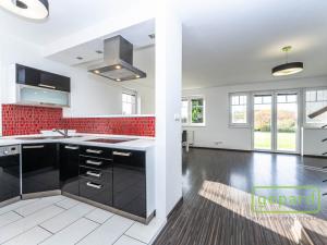 Pronájem rodinného domu, Praha, Do podkovy, 124 m2