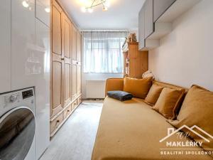 Prodej bytu 2+kk, Břežany II, 56 m2