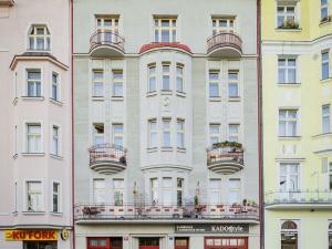 Prodej bytu 2+kk, Praha - Nusle, náměstí Generála Kutlvašra, 50 m2