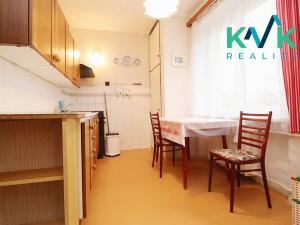 Prodej bytu 2+1, Karlovy Vary, Hybešova, 57 m2