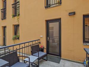 Pronájem bytu 2+kk, Praha - Karlín, Pernerova, 42 m2