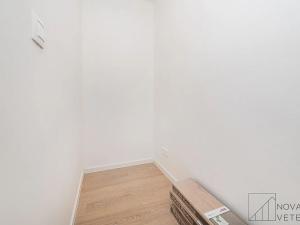 Pronájem bytu 2+kk, Praha - Žižkov, Květinková, 50 m2