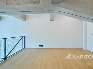 Prodej bytu 2+kk, Praha - Vysočany, Kolbenova, 77 m2