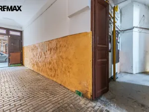 Pronájem obchodního prostoru, Praha - Žižkov, Seifertova, 110 m2