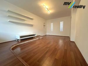 Pronájem bytu 3+1, Pečky, V Horkách, 70 m2