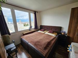 Pronájem bytu 3+kk, Praha, Kotorská, 63 m2