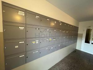 Prodej bytu 2+1, Praha - Řepy, Laudova, 42 m2