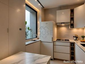 Prodej bytu 2+1, Praha - Řepy, Laudova, 42 m2