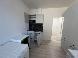 Pronájem bytu 1+kk, Praha - Libeň, Kotlaska, 22 m2