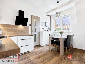 Prodej bytu 2+1, Dalovice - Všeborovice, Dolní, 62 m2