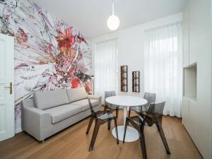 Pronájem bytu 2+kk, Praha - Vinohrady, Čermákova, 38 m2