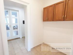 Pronájem bytu 2+1, Praha - Vinohrady, Koubkova, 65 m2
