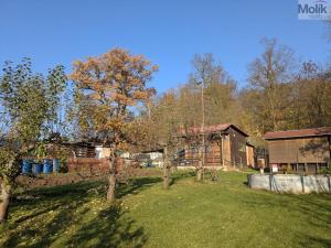 Prodej chaty, Chlumec, U zámeckého rybníka, 16 m2