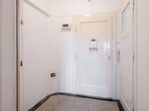 Pronájem bytu 2+kk, Praha - Libeň, U skládky, 55 m2