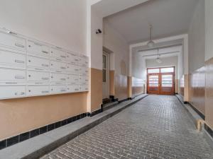 Pronájem bytu 2+kk, Praha - Libeň, U skládky, 55 m2