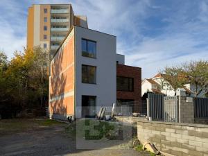 Pronájem bytu 3+kk, Praha - Libeň, Na Okrouhlíku, 74 m2