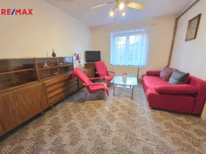 Prodej bytu 3+1, Krnov - Pod Bezručovým vrchem, Nádražní, 58 m2