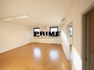 Pronájem kanceláře, Praha - Smíchov, Štefánikova, 83 m2