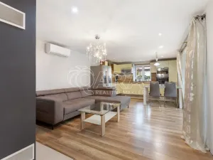 Prodej rodinného domu, Doubravčice, Českobrodská, 162 m2