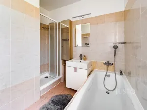 Prodej bytu 3+1, České Budějovice - České Budějovice 2, Dubenská, 77 m2