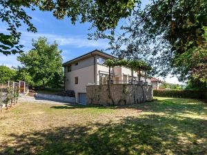 Prodej rodinného domu, Úholičky, Nade Dvorem, 192 m2