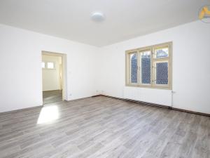 Pronájem bytu 2+1, Písek, třída Národní svobody, 59 m2